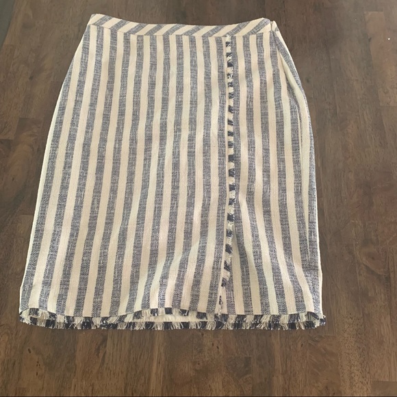 White and Blue Striped Tweed Midi Skirt with Slit - Picture 4 of 5